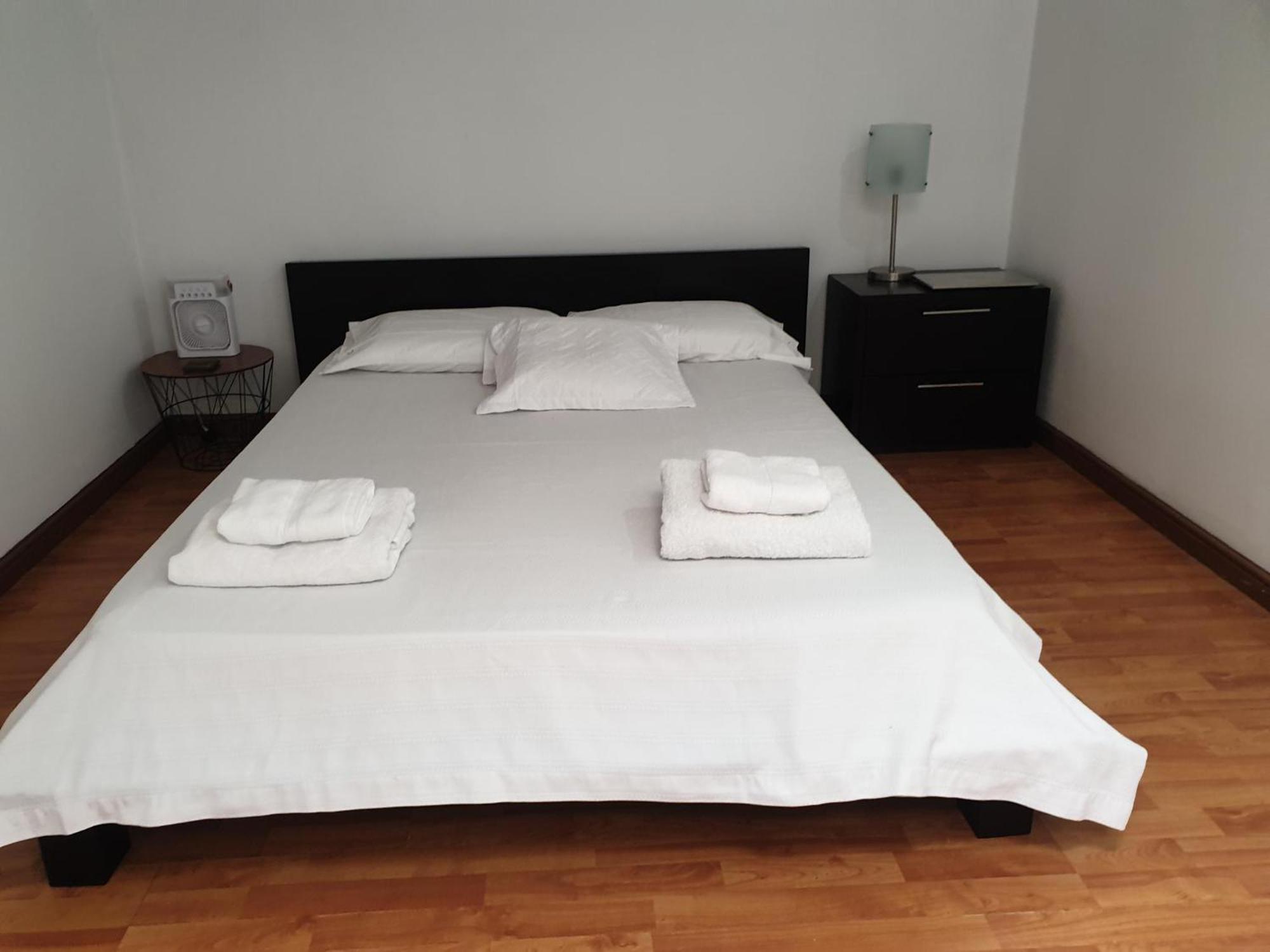 Apartamento Norte Barrio La Flora Con Parqueadero Daire Cali Dış mekan fotoğraf